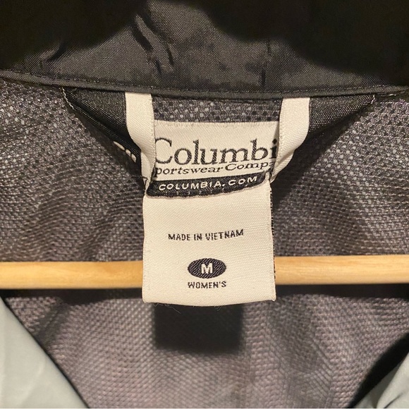 Columbia rain jacket - Picture 2 of 4